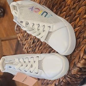 Juicy couture JUMP size 7 new sneaker wedge